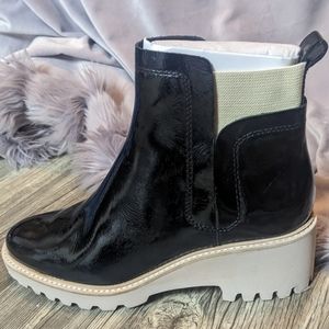 NIB Dolce Vita Huey H2O Black Patent Leather Boot sz 9.5 - MAKE ME AN OFFER